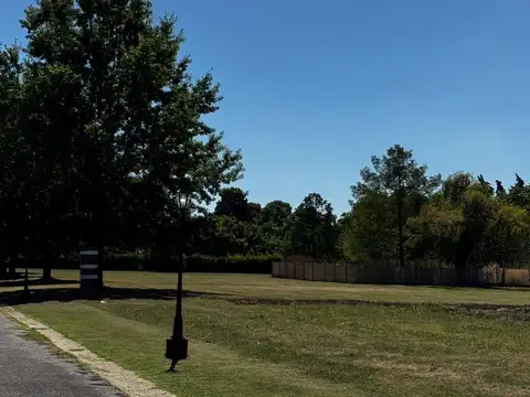 Terreno en Venta en Francisco Alvarez, USD 21.040