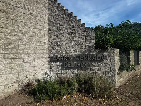 Terreno en Barrio Cerrado del Golf