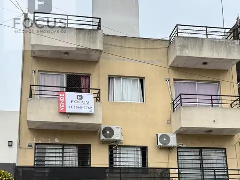 Departamento 2 Ambientes con balcón en Santos Lugares!