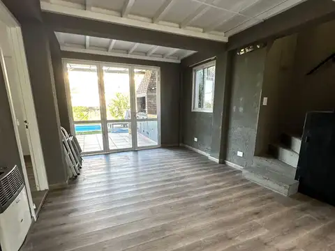 Casa 5 ambientes con 3 baños