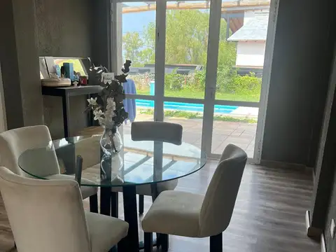 Casa en Alquiler de 3 dormitorios