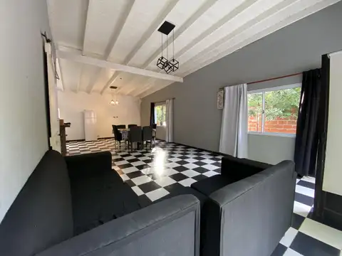 Casa en Venta 4 ambientes en Villa Rosa Pilar