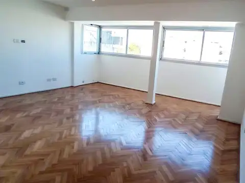 Departamento en Alquiler de 4 ambientes