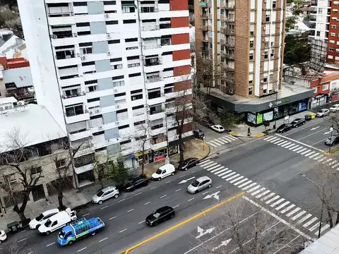 Venta Gran Local con patio en el corazón de Martínez