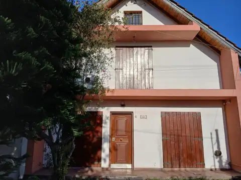 Hermoso chalet en José C. Paz - ¡Apto crédito!