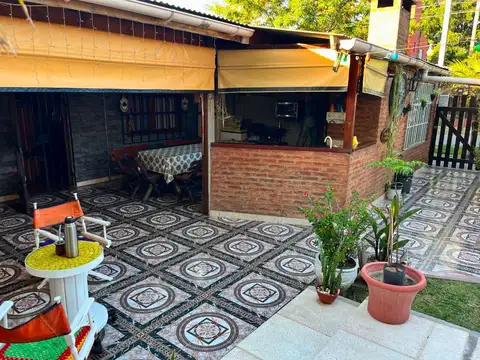 Casa en Venta en Garin, USD 110.000