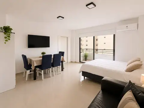 Sarandi 800, Piso 4