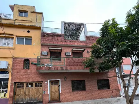 Casa en PH 4 Amb. C/Garage - Excelente 