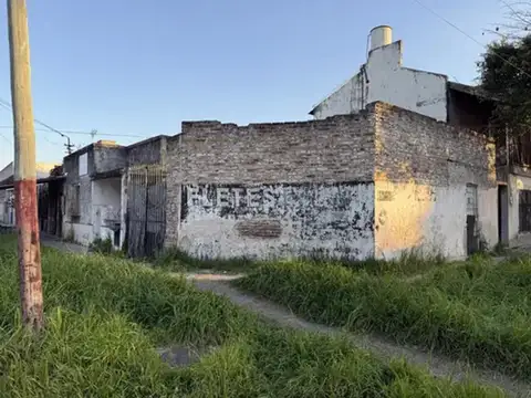 Yerbal 4892, Lanús