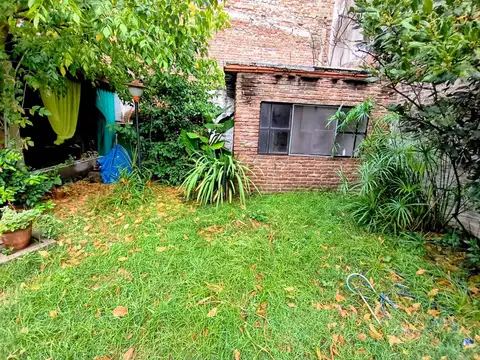 Depto Tipo Casa en Venta de 5 ambientes
