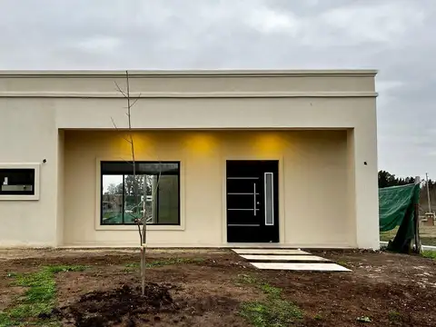 Casa en Pilar Del Este - Suite - Desayunadora - Lavadero - Parrilla