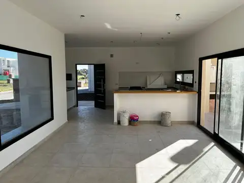 Casa en Venta en Pilar Del Este, USD 170.000