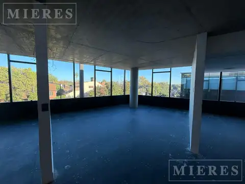 Urbana Las Lomas, Ed I Piso 2 Oficina 1