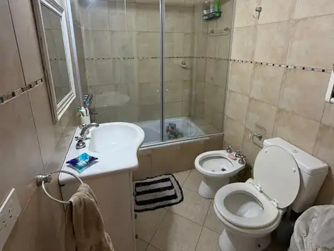 Depto Tipo Casa en Venta con 1 cocheras
