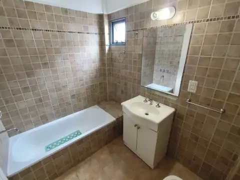 Depto Tipo Casa 3 ambientes con 2 baños