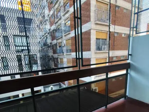 Rosales 300, Piso 2°