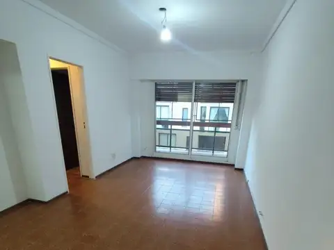 departamento 3 ambientes contrafrente con balcon