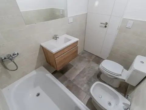 Blanco Encalada 3400, Piso 1