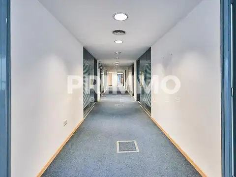 Oficina en Alquiler en Barrio Norte, USD 5.400