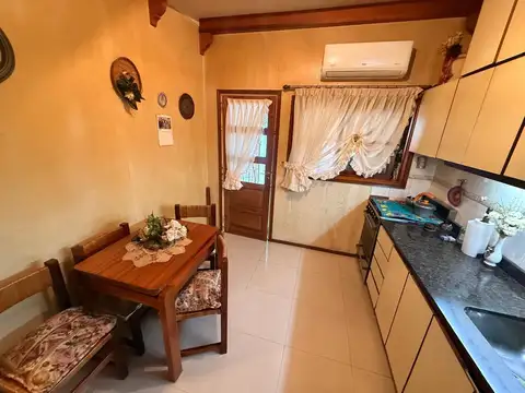 Casa en PH de cuatro ambientes con garage