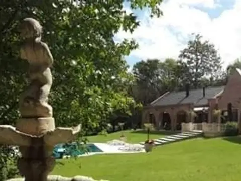 Quinta en Venta en Los Quinchos Country Club, USD 550.000