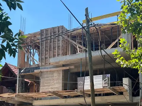 Casa en Venta en Banfield, USD 390.000