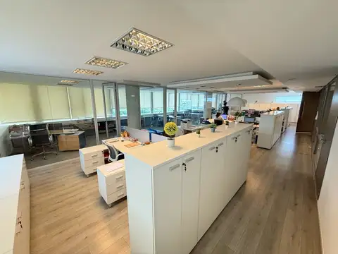 Alquiler Oficina Libertador 6680 - 270Mts2. - Piso alto - con DOS COCHERAS FIJAS - NUÑEZ