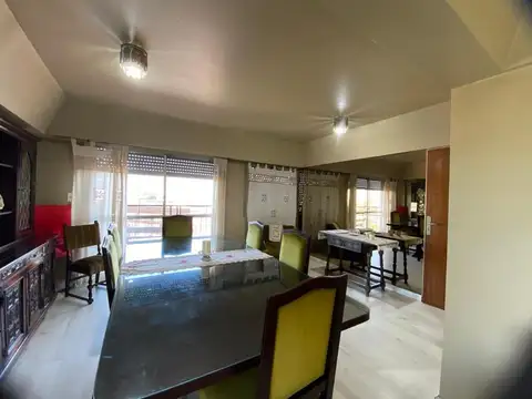 Departamento en Venta de 4 dormitorios