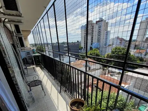 Avellaneda 300