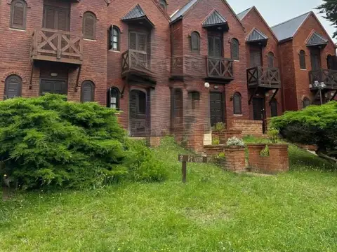 Dúplex en venta - 2 Dormitorios 1 Baño - Villa Gesell