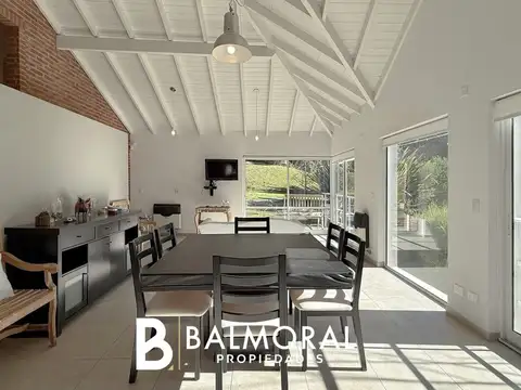 Casa 3 ambientes con 4 baños