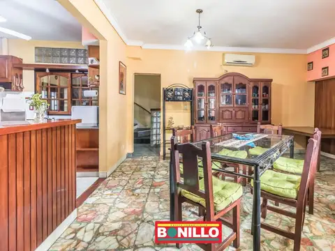 Casa en Venta en Villa Pueyrredon, USD 270.000