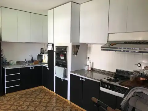 Casa 3 ambientes con 4 baños