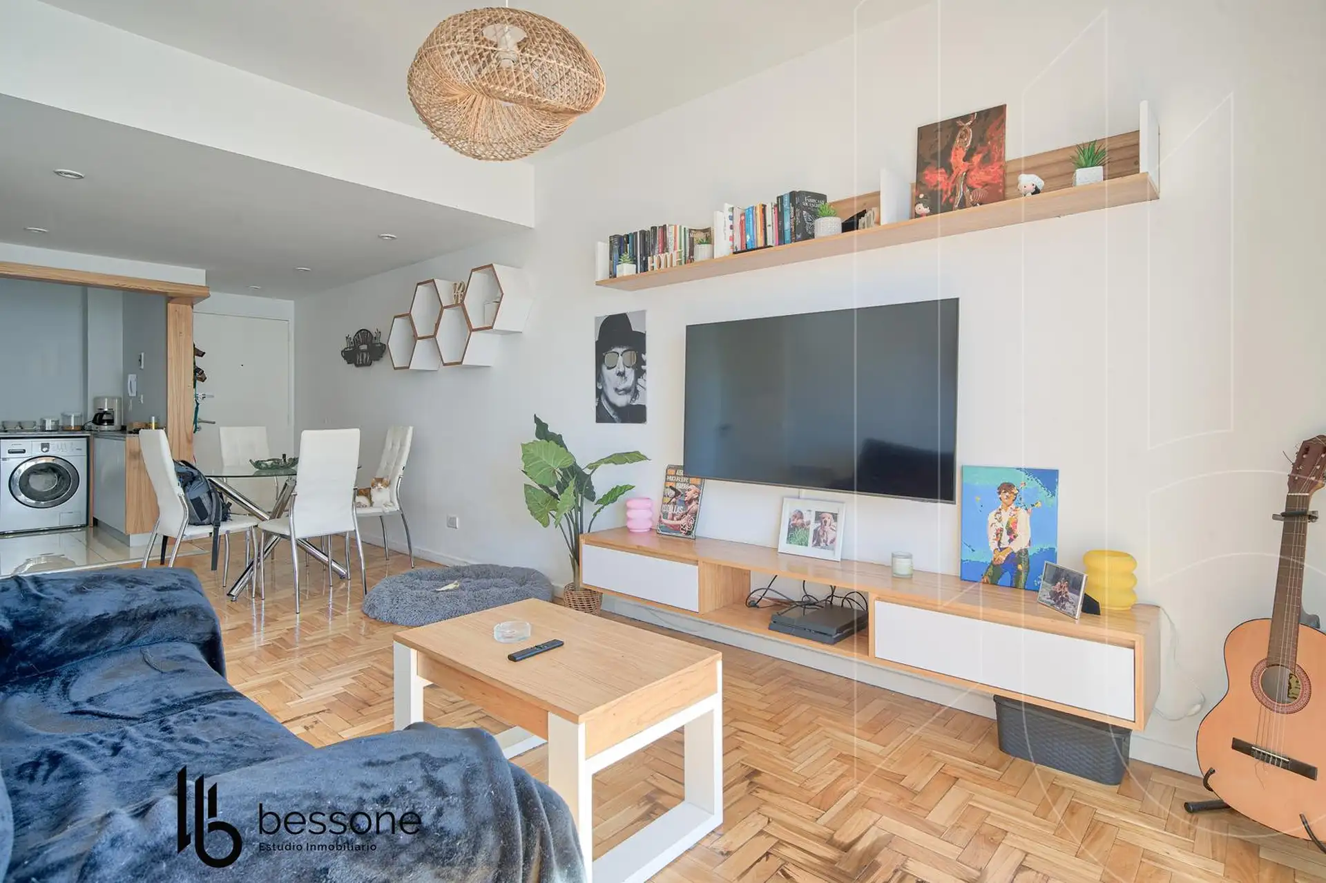 Departamento 3 Ambientes a la Calle con Balcón Apto Crédito