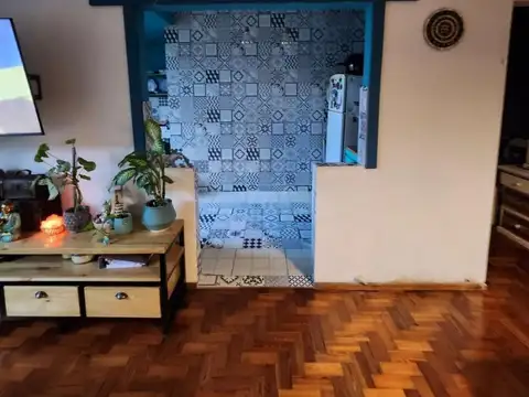Departamento 4 ambientes con 1 baño