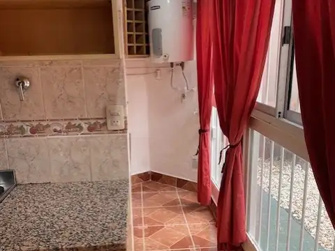 Depto Tipo Casa en Venta de 3 ambientes