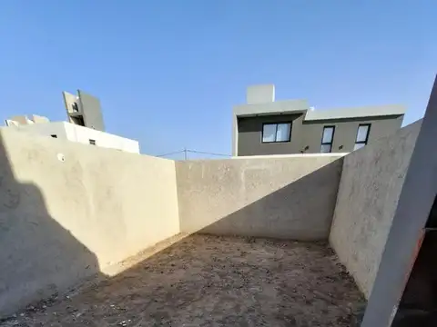 Casa en Alquiler en Docta Boulevard, $ 1.250.000