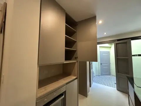 Hermoso PH   Patio y 2 Habitaciones