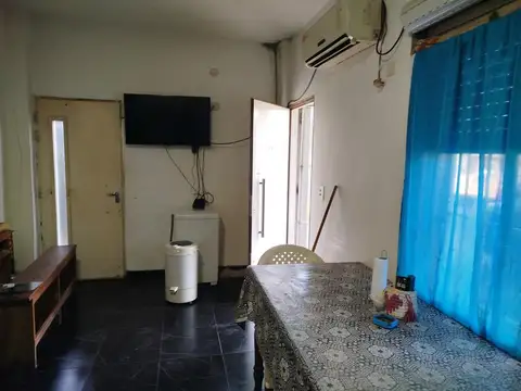 Depto Tipo Casa 6 ambientes con 3 baños