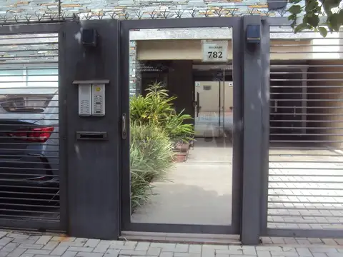 Belgrano 782 , Piso 2