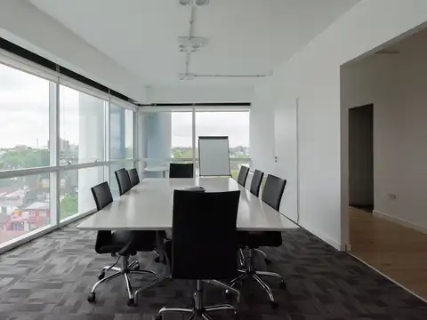 Oficina 227m2 en Torre de las Naciones c/ cochera