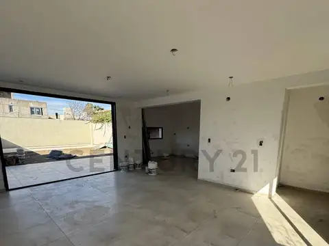 CHACRA DEL NORTE, CASA EN VENTA! 3 DORMITORIOS Y PILETA