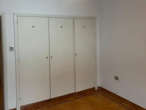 Depto Tipo Casa en Alquiler de 2 dormitorios