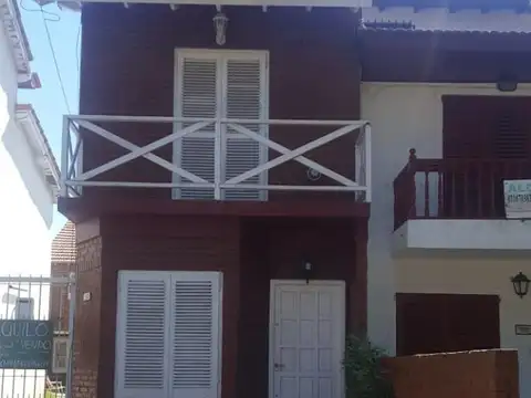 Triplex   Venta 4 ambientes  San Bernardo del Tuyu