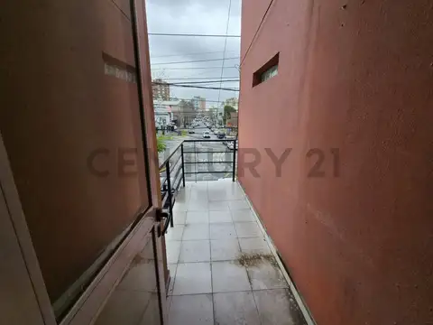 Oportunidad en Pilar Centro: Monoambiente con Balcón y Ascensor | Acepta Permuta por Vehículo