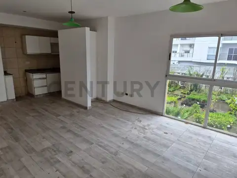 Oportunidad en Pilar Centro: Monoambiente con Balcón y Ascensor | Acepta Permuta