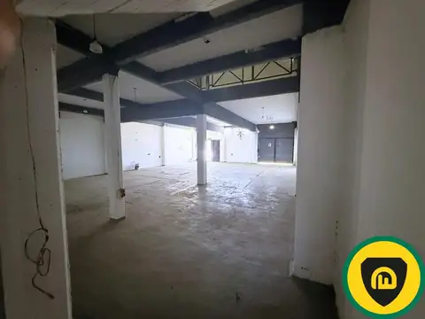 Galpon en Alquiler 10  mts Frente