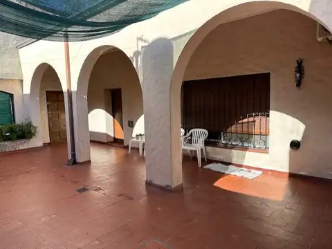 Casa en venta en San Fernando Vias  /  Centro