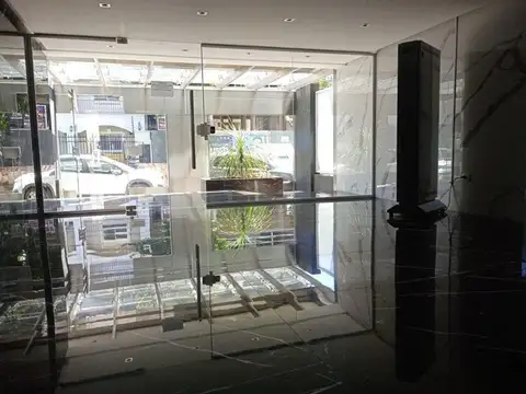 Jorge San Pellerano 700