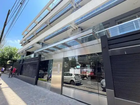 Dpto 2 Ambientes Adrogué con Cochera